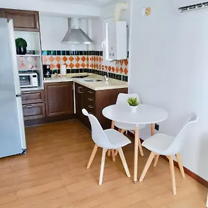 https://apartamento-puerto-estepona.1costadelsol.com